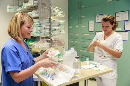 Mit welchen Konsequenzen ist zu rechnen, wenn eine falsche Infusion verabreicht wurde?