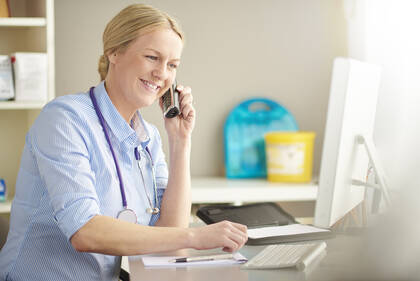 Gutachter des Medizinischen Diensts gehen in der Begutachtung zur Pflegegrad-Einstufung auch neue Wege.