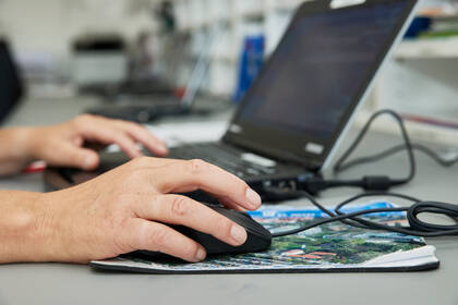 Das Projektbüro EinSTEP hat die Informations- und Schulungsunterlagen zur Pflegedokumentation nach dem Strukturmodell aktualisiert.