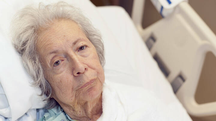 5 Schritte, die die Palliativpflege für Menschen mit Demenz verbessern