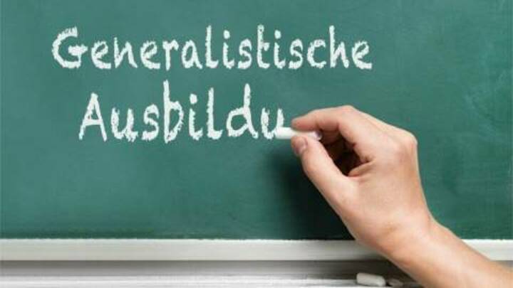 61.548 Personen haben 2021 eine Ausbildung zur Pflegefachperson begonnen, über 4.000 mehr als 2020.