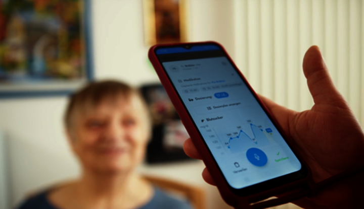 Neue Technologien sollen den Arbeitsalltag für Pflegepersonal erleichtern und helfen, den Personalmangel zu reduzieren.