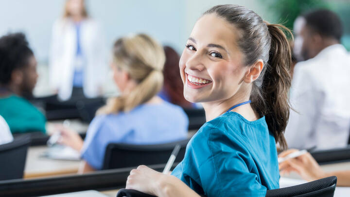 Schon jetzt kostenlose Pflegeausbildung 