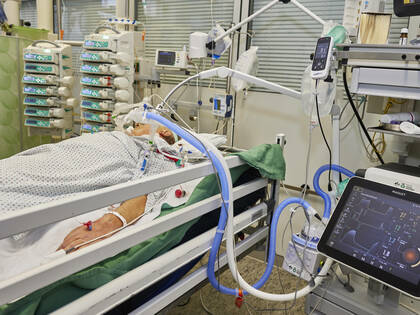 Eine Auswertung der Daten aus dem Krankenhaus-Infektions-Surveillance-System zum Anstieg Device-assoziierter Infektionen.