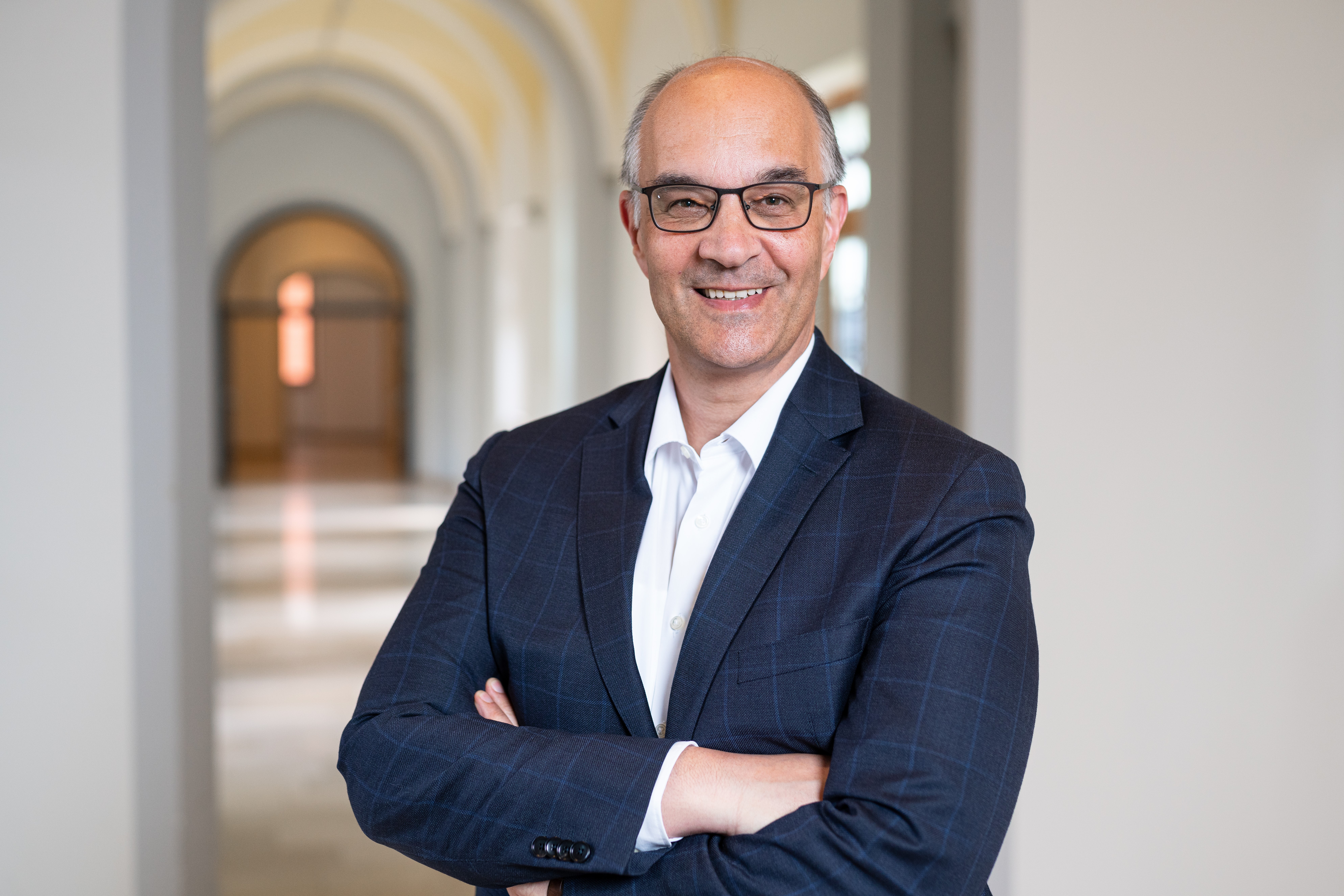 Im Interview erklärt Kammerpräsident Markus Mai, warum es keine Wiederholung der umstrittenen Mitgliederbefragung geben kann, wie die Kammer mit dem Gerichtsurteil aus Koblenz umgeht – und weshalb ein Rücktritt für ihn derzeit keine Option ist.