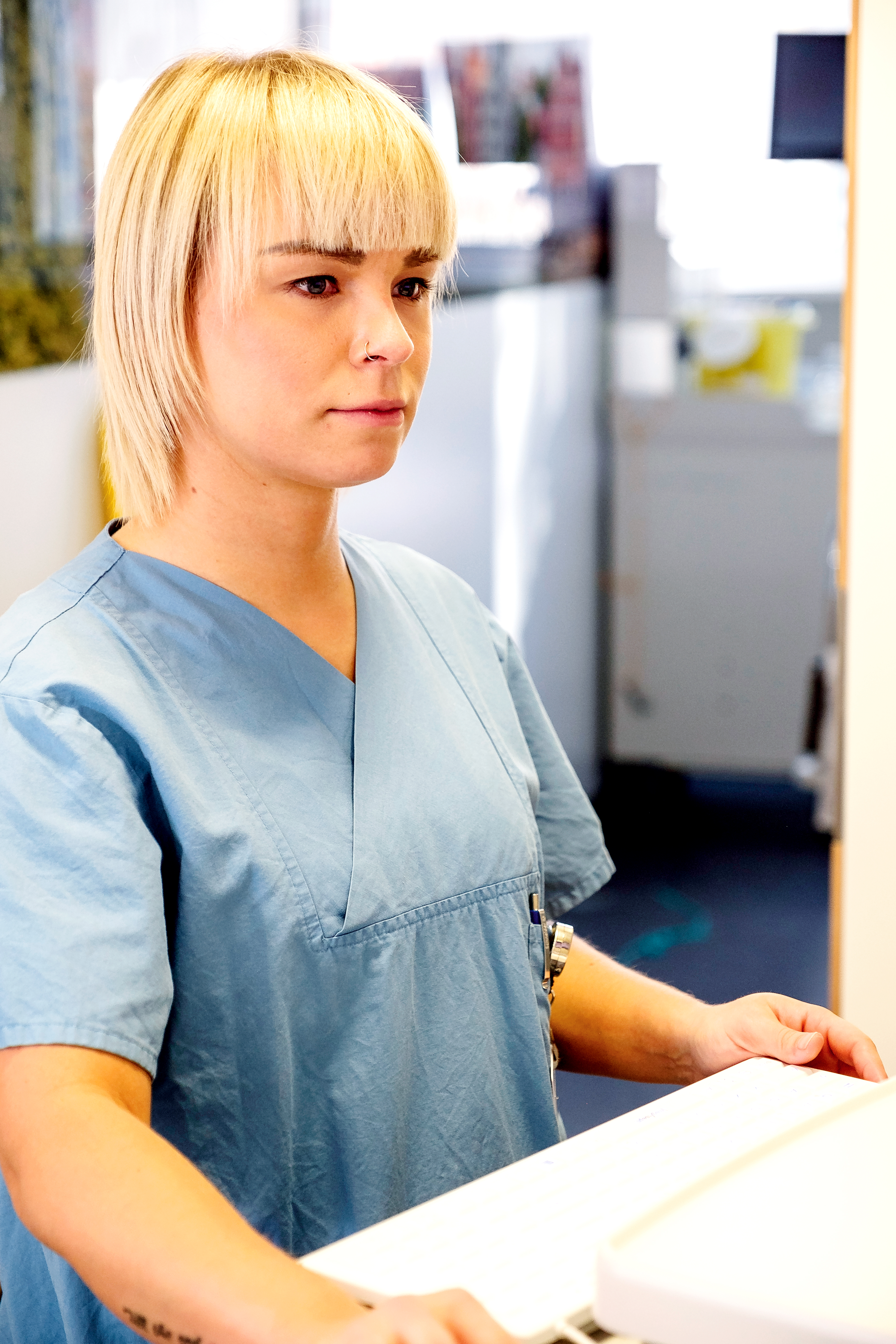 Auf pflegegeleiteten Stationen betreuen Pflegefachpersonen medizinisch stabile Patienten eigenverant­wortlich. Erstmals wird das Konzept in Deutschland erprobt.